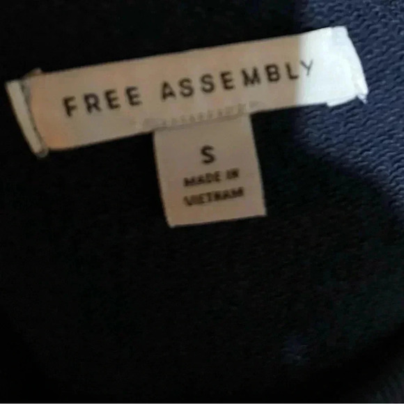 Free Assembly Smocked Navy Mini Dress with Square Shoulders Size S - Picture 5 of 10